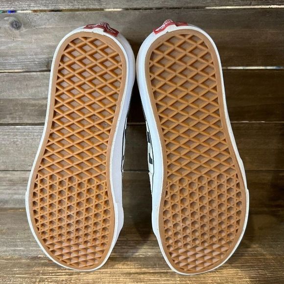 Womens Vans Sk8-Hi‎ Ivory Suede Checkerboard Flames Sneakers Shoes Size 7M 8.5W - Picture 5 of 7